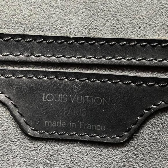 Louis Vuitton Epi Saint Jacques PM Vintage Handbag with COA Very Good Condition - Picture 15 of 15